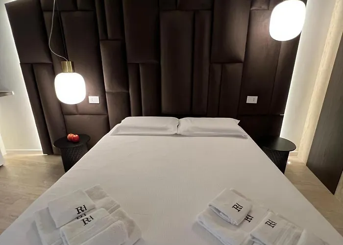 Apartamento Brera Prestige Near Duomo Milão